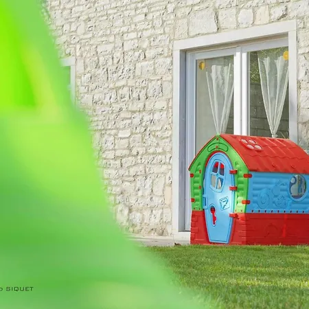 아파트 Familial Ferme Des Aujes Falaen