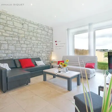 Familial Ferme Des Aujes Falaen Apartment *