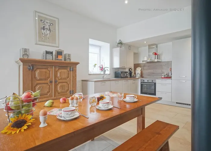 Familial Ferme Des Aujes Falaen